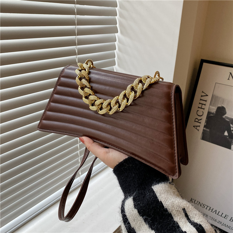 Elegant Ladies Shoulder Bag – Chain Strap Party and Wedding Purse - Image 4