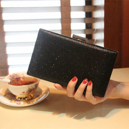 Women’s Shiny Evening Clutch – Elegant Dinner & Banquet Bag with Chain Strap