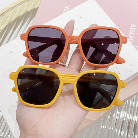 Stylish Square Frame Sunglasses