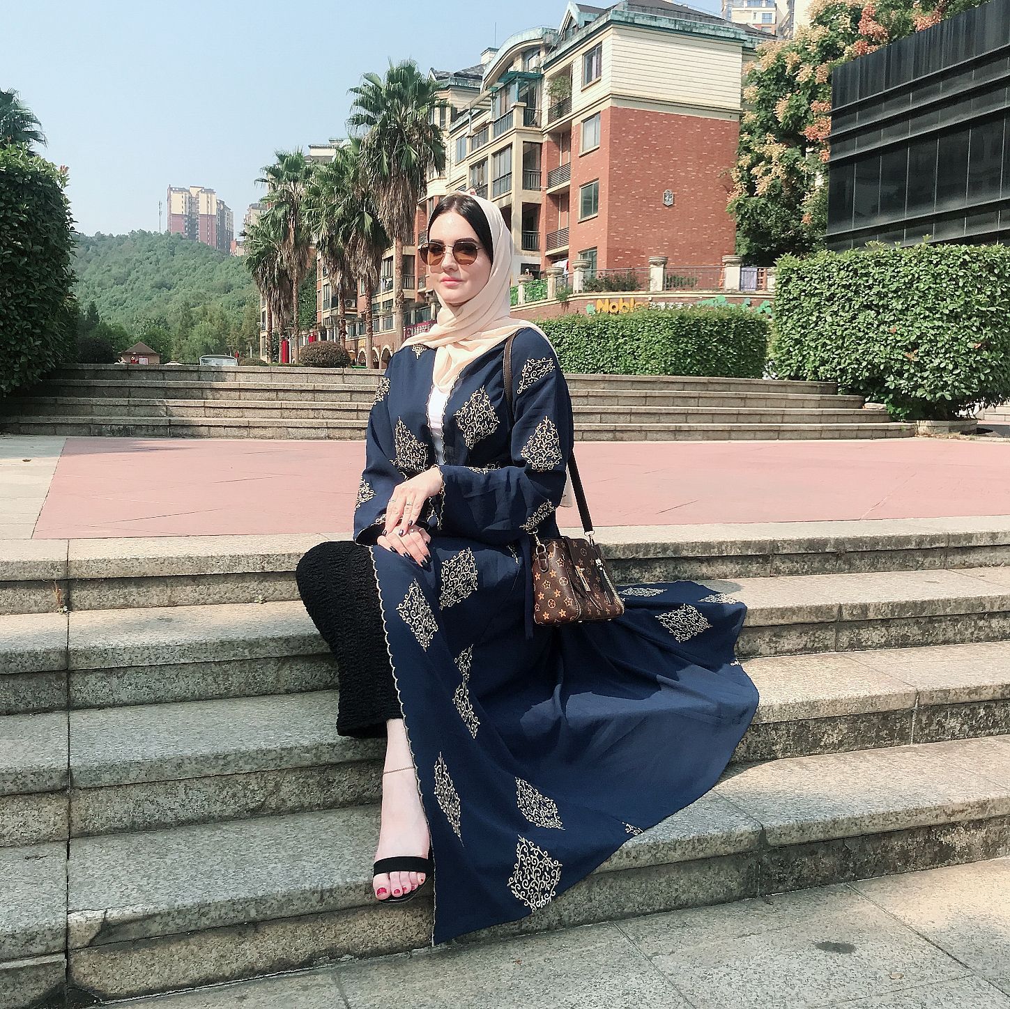 Vintage Embroidered Strappy Cardigan Coat – Elegant Lace Detail, Long Sleeve High-Waist Design - Image 3