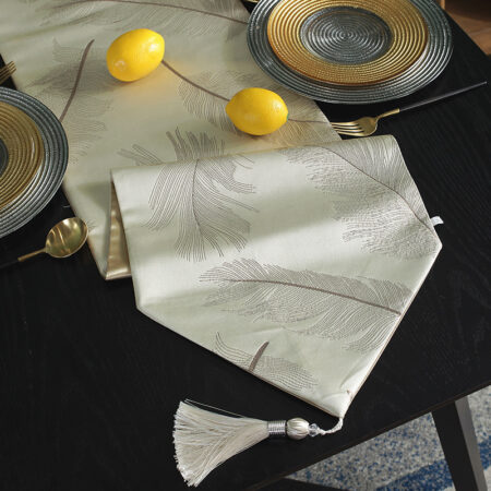Luxury Table Runner – Simple & Stylish Table Decor