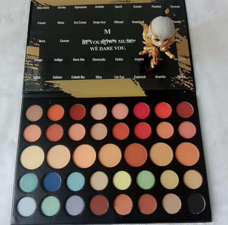 Pearlescent Matte Eyeshadow Palette - Image 6