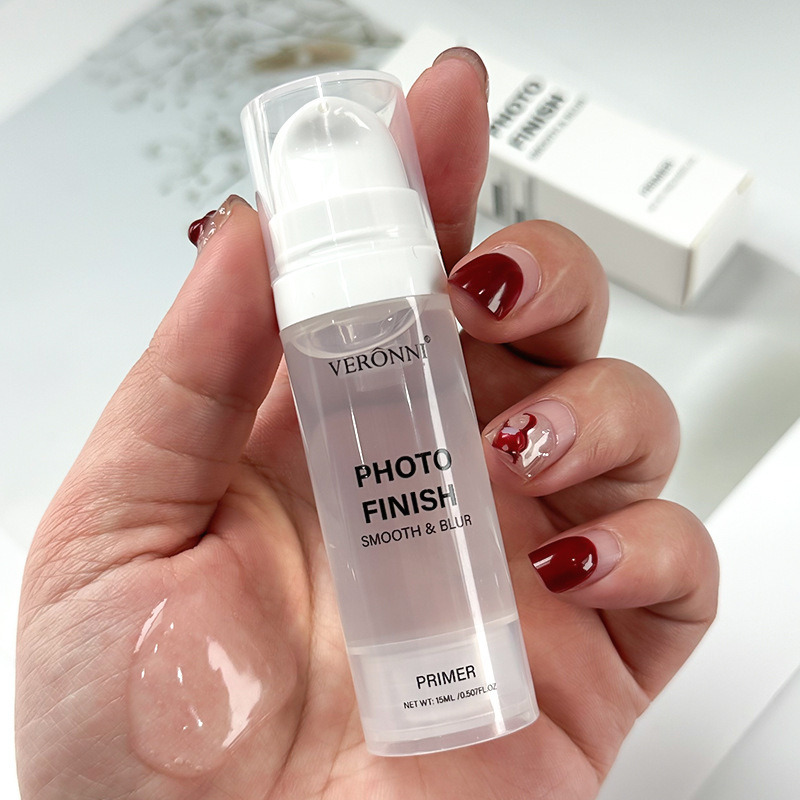Oil-Free Flawless Finish Brightening Make-up Primer - Image 5