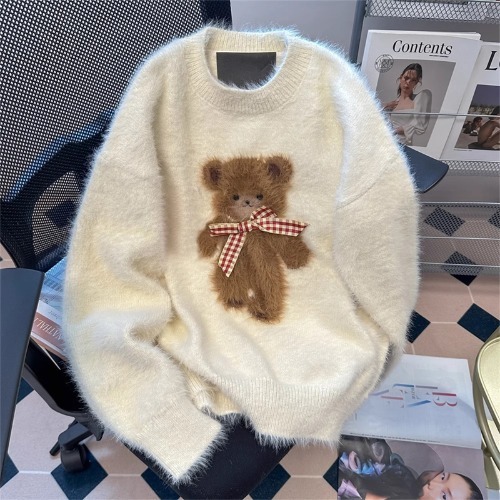 Bear Jacquard Knitwear White Sweater For Women - Image 5