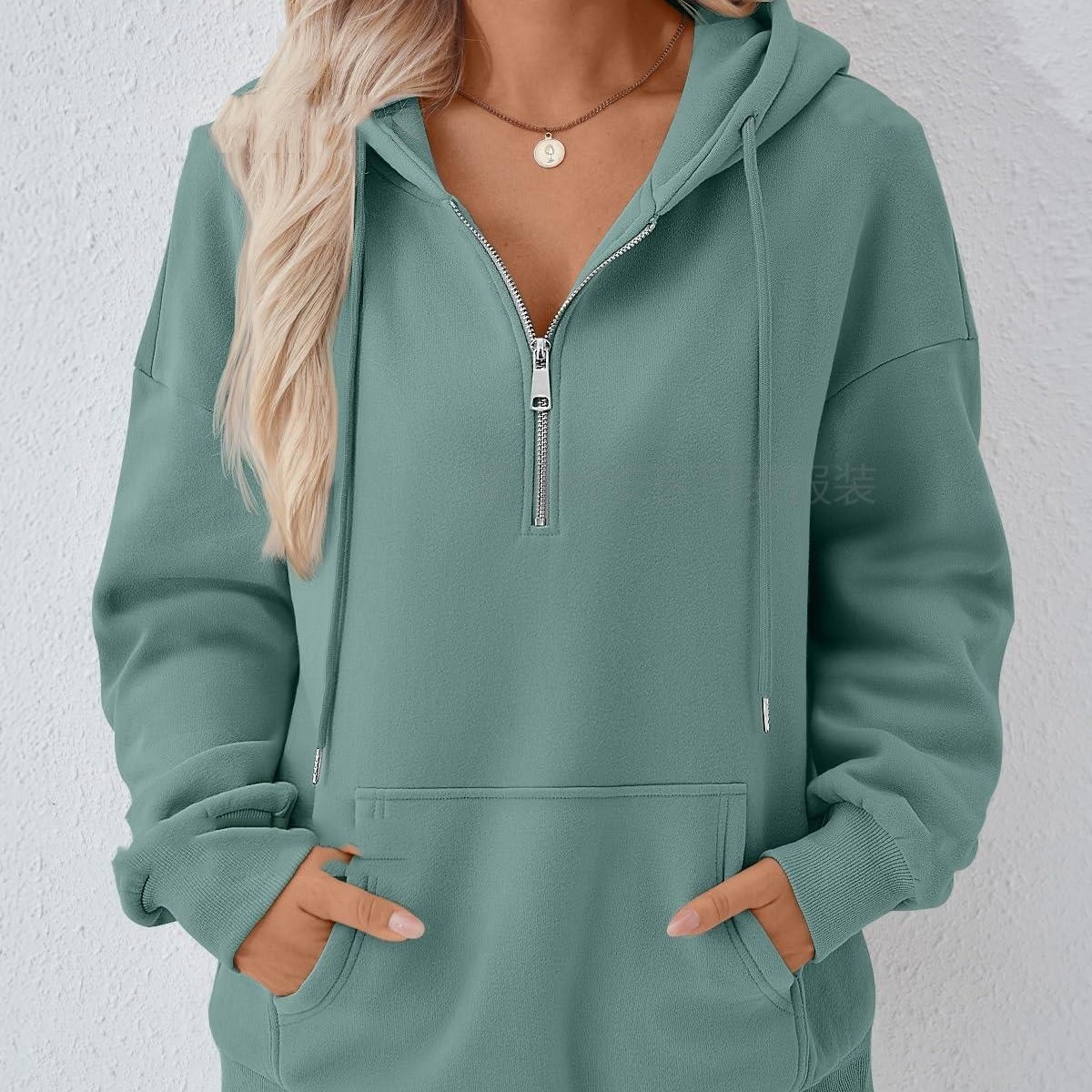 Solid Color Hooded Sweatshirt With Zip & Pocket
